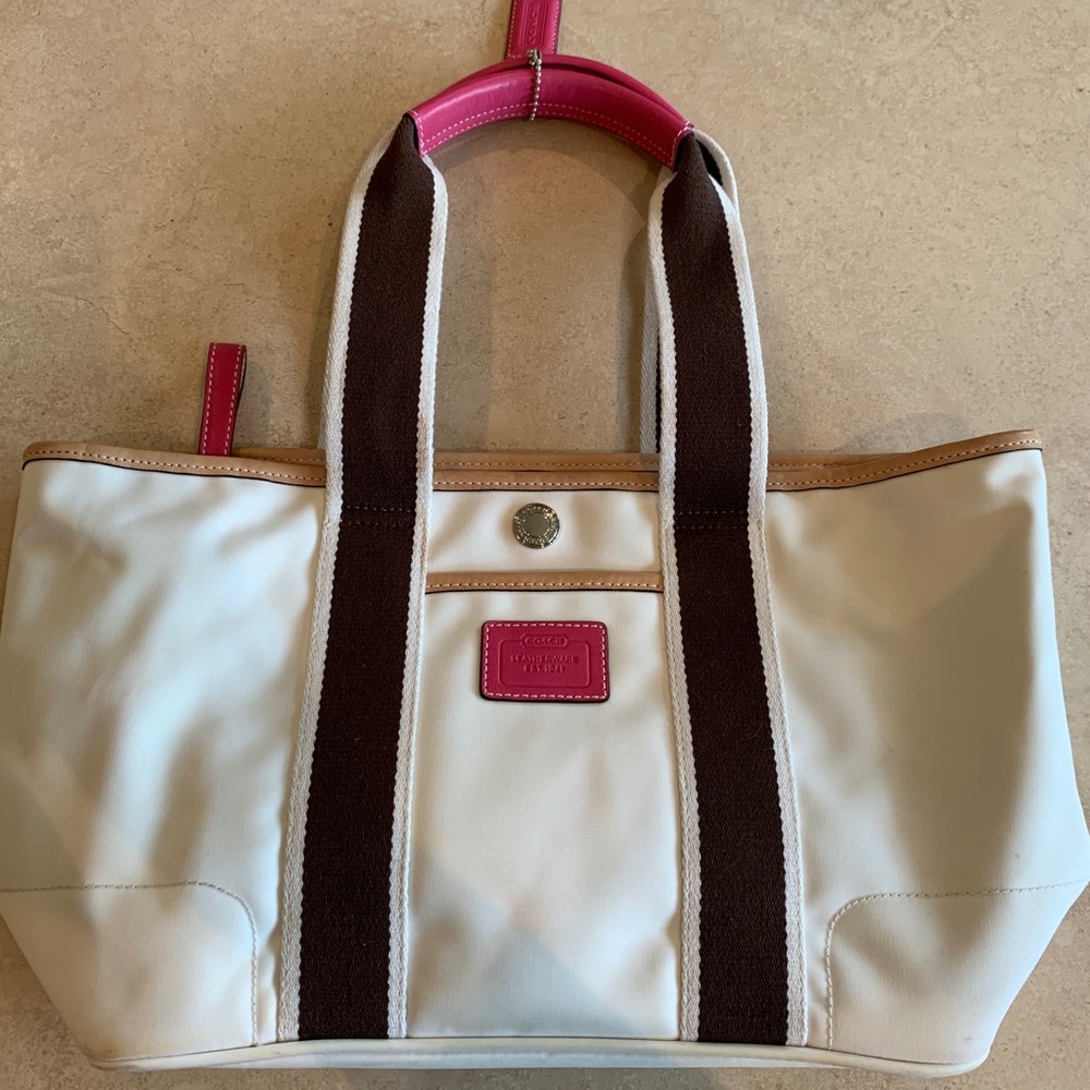 Coach Hamptons Tote
